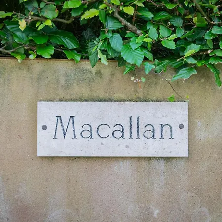 Prázdninový dům Macallan - Spacious House With Roof Terrace *